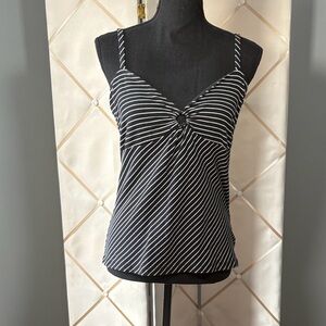 Jones New York Signature Black and White Striped Camisole
Size L